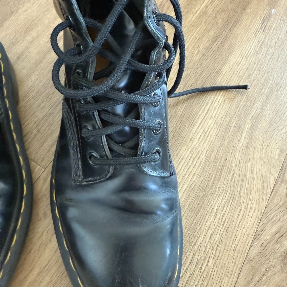 Dr Martens Black Leather Lace-Up Combat Boots - Woman - Picture 6 of 11